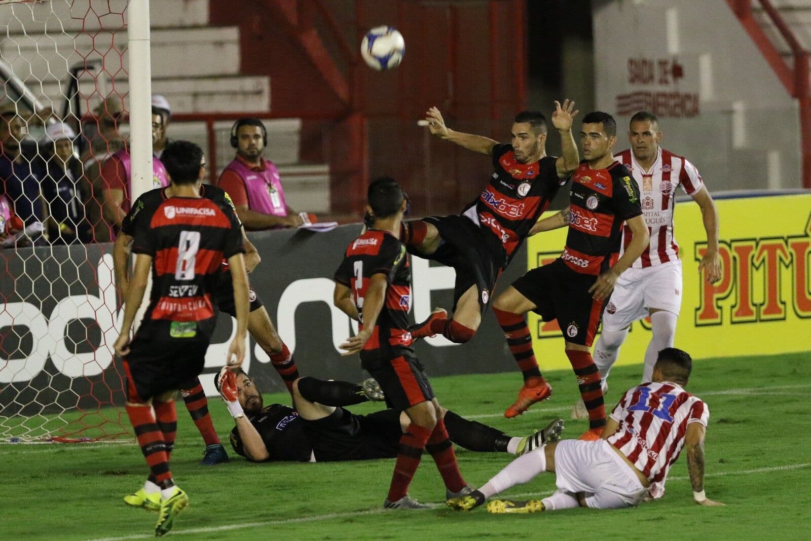 Campinense perde para o Náutico, está fora da Copa do Nordeste e técnico deixa o time
