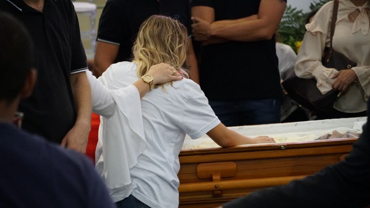 "Conseguindo assimilar para prosseguir a vida", diz namorada após morte de GD