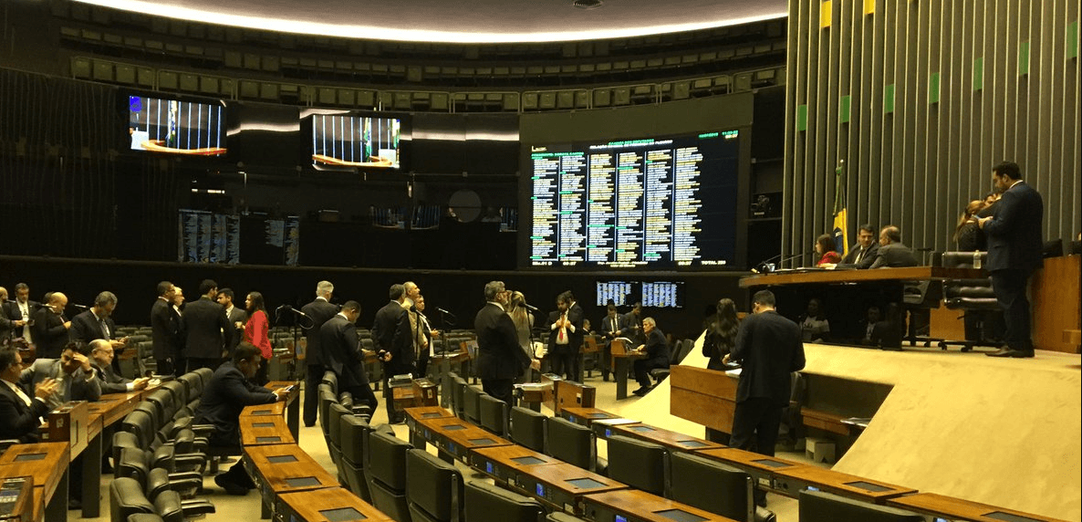 PL ameaça obstruir pauta da Câmara caso Hugo Motta não paute projeto de Anistia