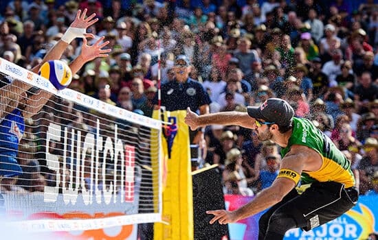 Brasileiros Evandro e Bruno Schmidt levam a medalha de bronze em competição na Suíça