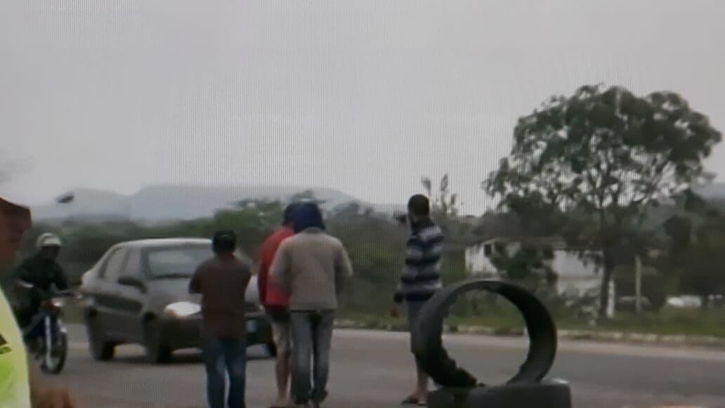 Caminhoneiros suspendem protesto contra preço do diesel e taxa de frete