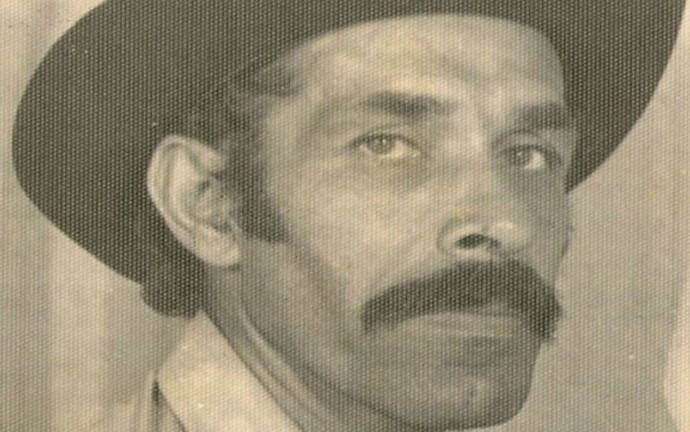 Justiça condena dono de perfil de humor a pagar idoso por uso indevido de foto para meme