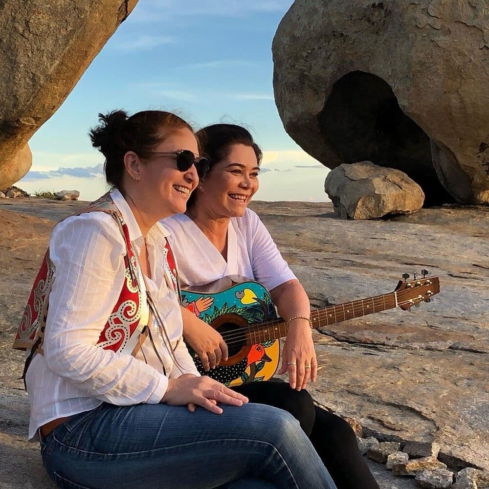 Renata Arruda canta o Nordeste 'in natura' em disco com Chico César, Elba Ramalho e Ney Matogrosso