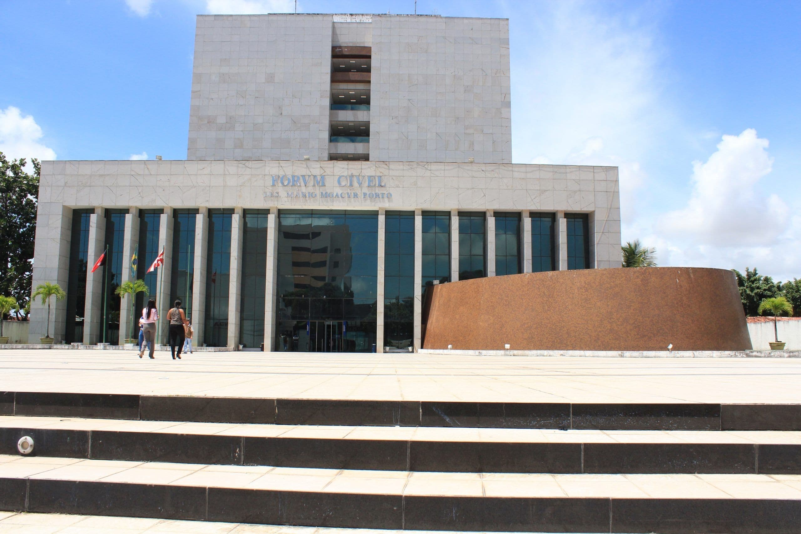 Após explosão de transformador, Fórum Cível prorroga suspensão de atividades presenciais em João Pessoa