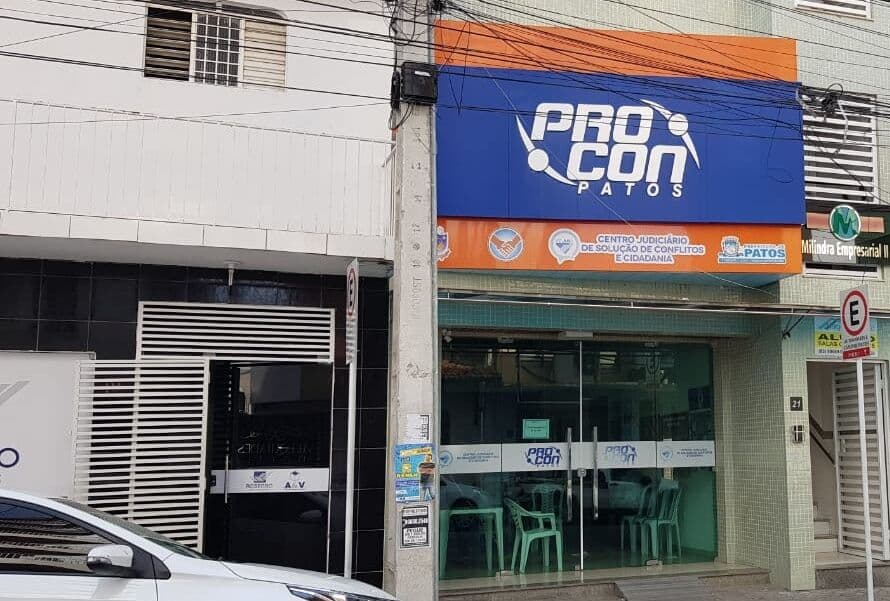 Agência do Santander pode ser interditada se continuar a descumprir Lei da Fila, diz Procon de Patos