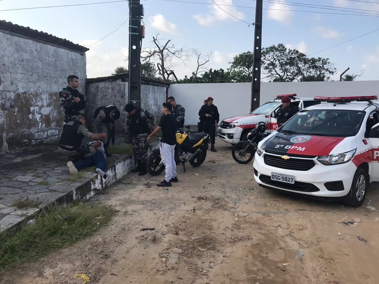 Preso suspeito de assaltar colombiano diz a PM que roubou para pagar dívida de pensão alimentícia