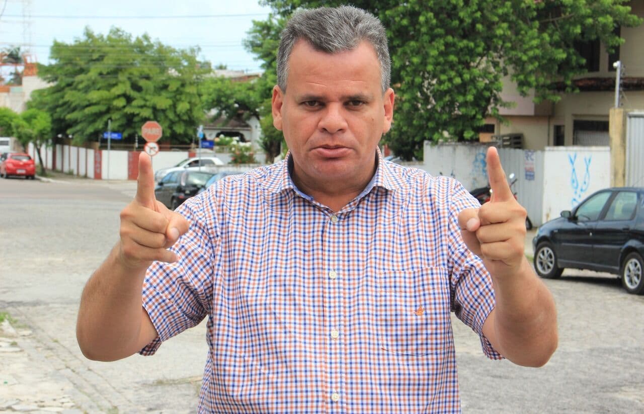 Repórter Mofi denuncia e Procon Municipal fecha Posto na principal dos Bancários por reajuste ilegal no preço do Diesel