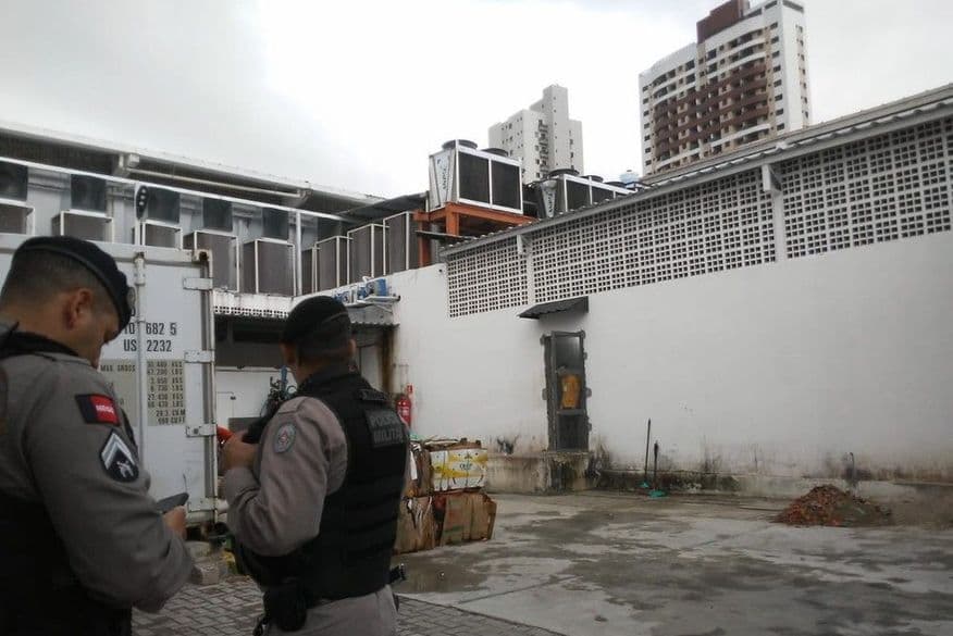 Polícia prende acusados de integrar quadrilha que assaltou supermercado e fez reféns em Manaíra