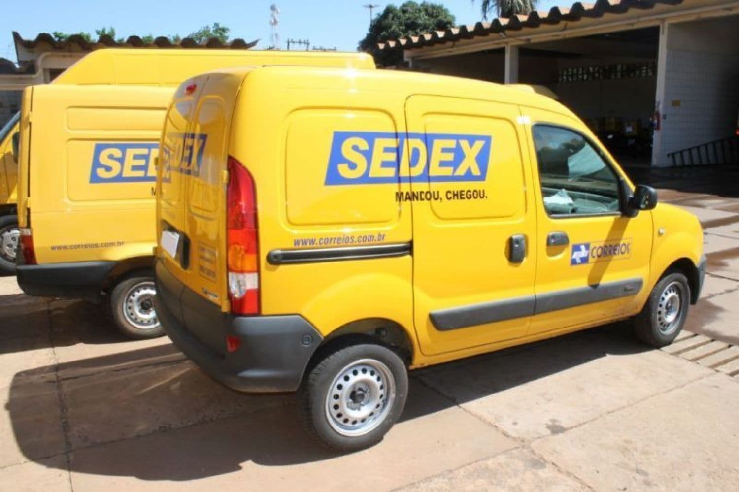 Correios e Telebras entram oficialmente em estudos para privatização