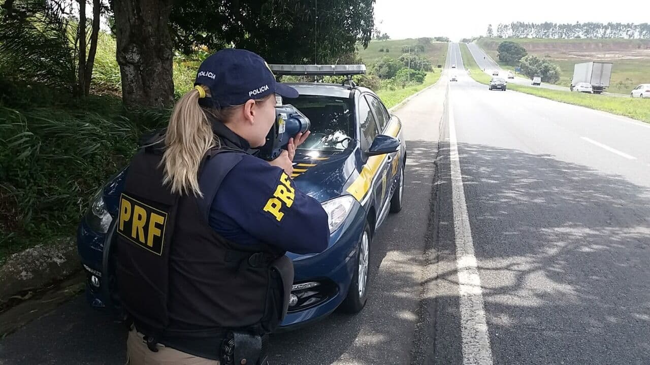 Mais de dois mil motoristas foram flagrados com excesso de velocidade durante o Carnaval na Paraíba