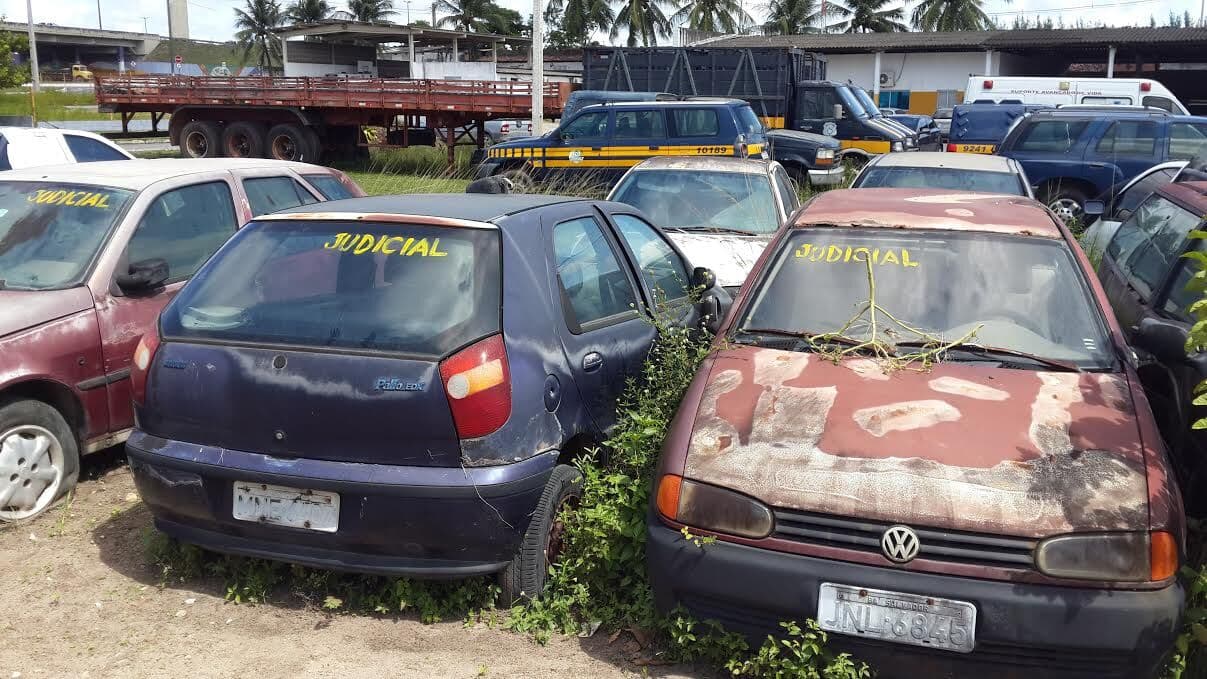 Polícia Rodoviária Federal realiza nesta quarta leilão de 475 carros apreendidos