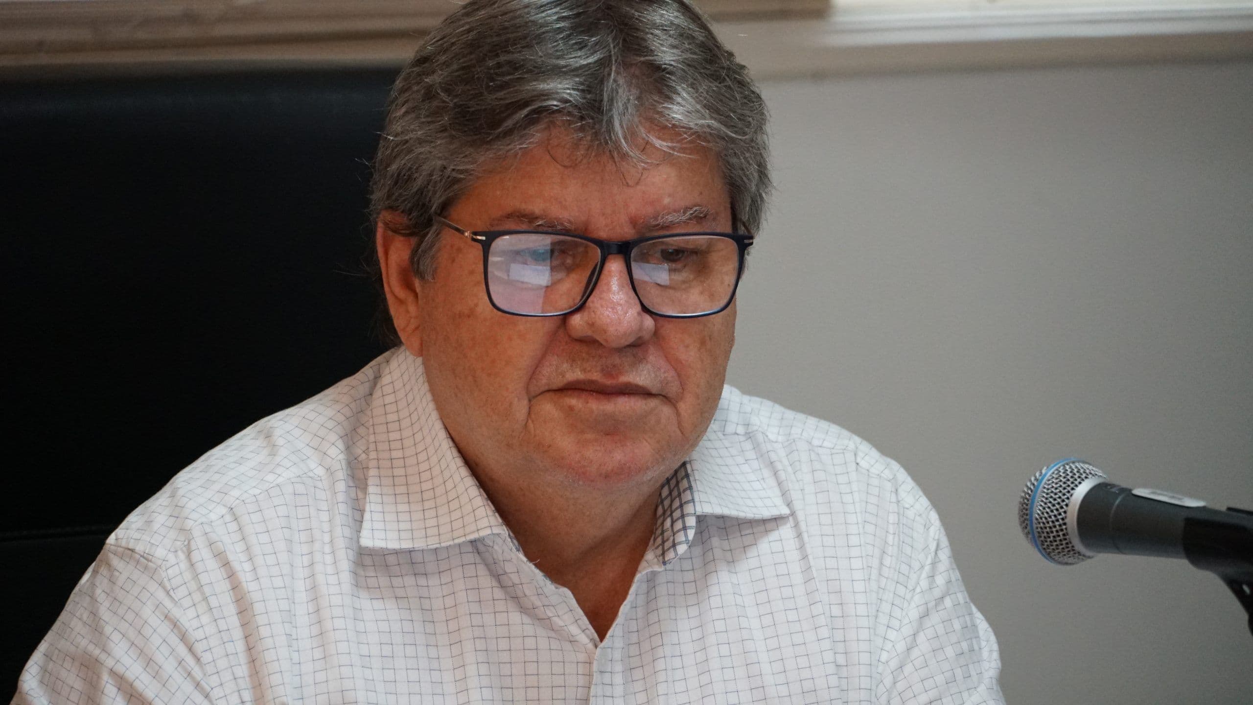 Governador exonera diretores gerais de hospitais da Paraíba