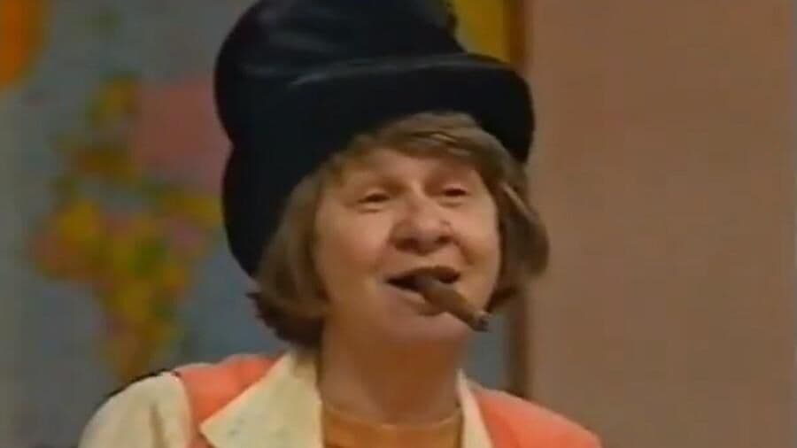 Humorista Zilda Cardoso, a Dona Catifunda, morre aos 83 anos