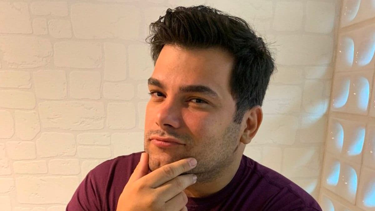 Humorista Rafael Cunha recebe alta após cirurgia