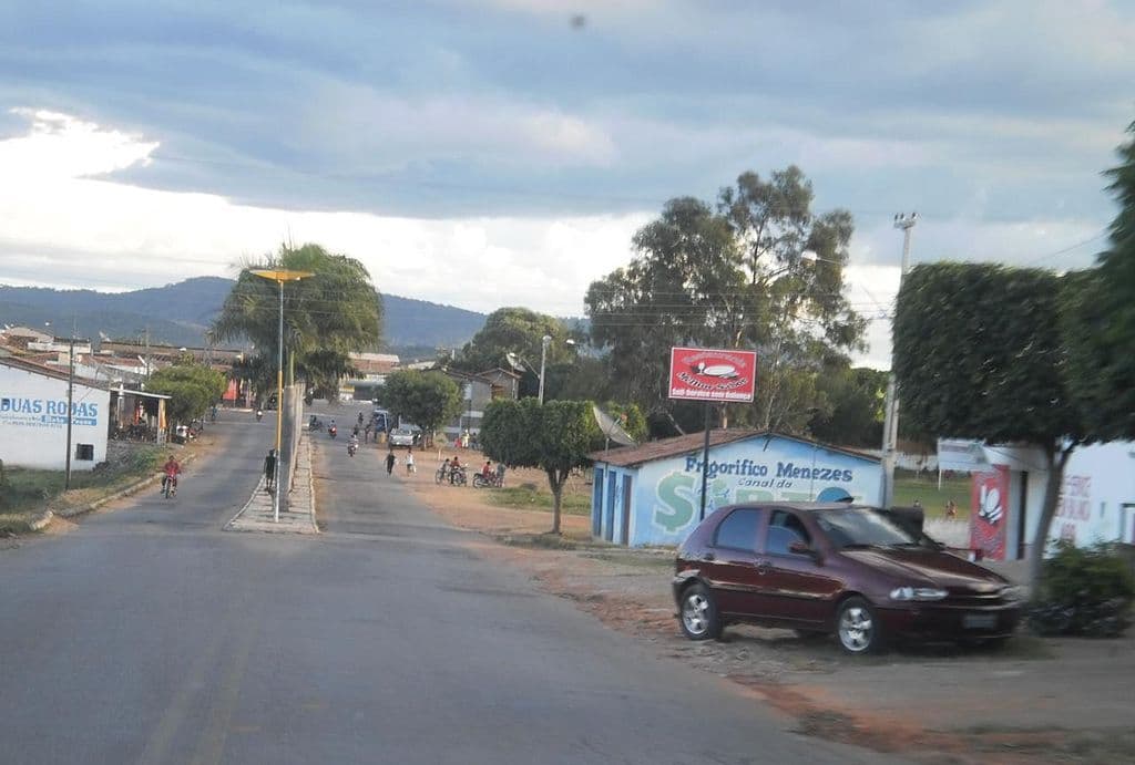 Motociclista morre e três pessoas ficam feridas em acidente na zona rural de Cachoeira dos Índios