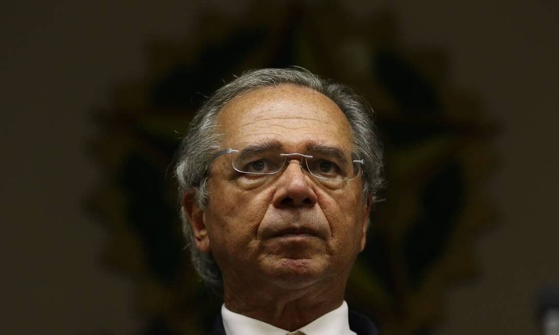 'O cara virou um parasita', diz Paulo Guedes sobre servidor público
