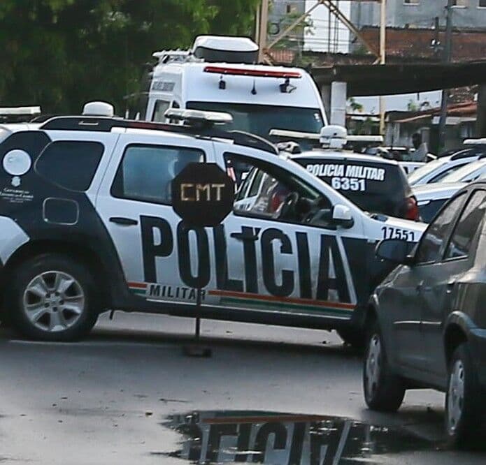 Ceará chega ao 7º dia de motim da PM com batalhões ocupados, policiais presos e onda de violência