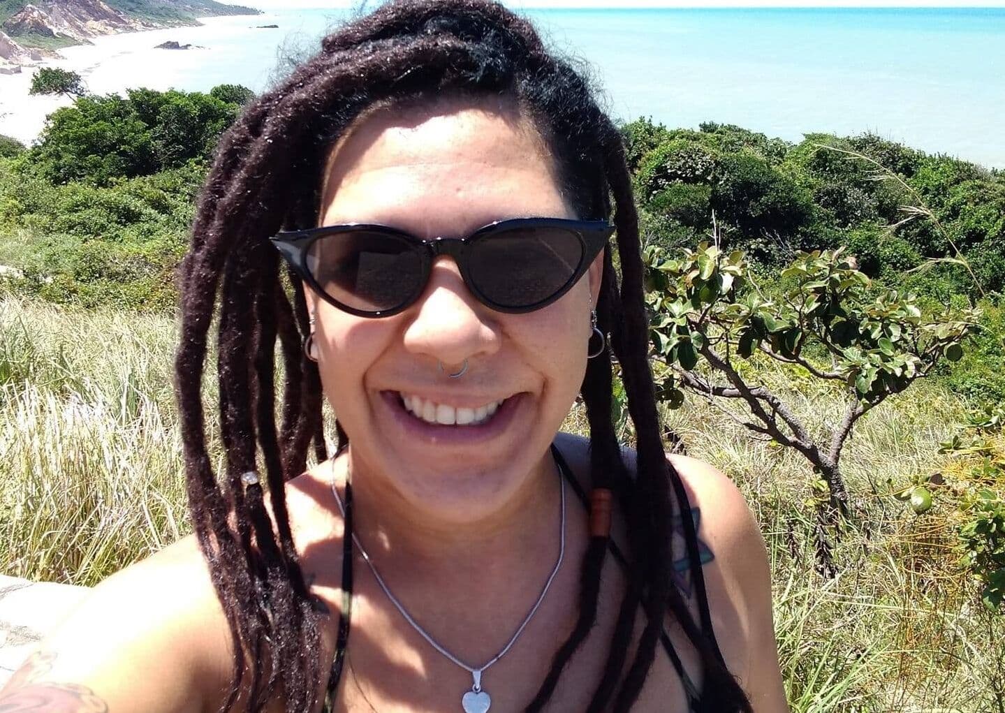 Jovem desaparecida é procurada por familiares e amigos