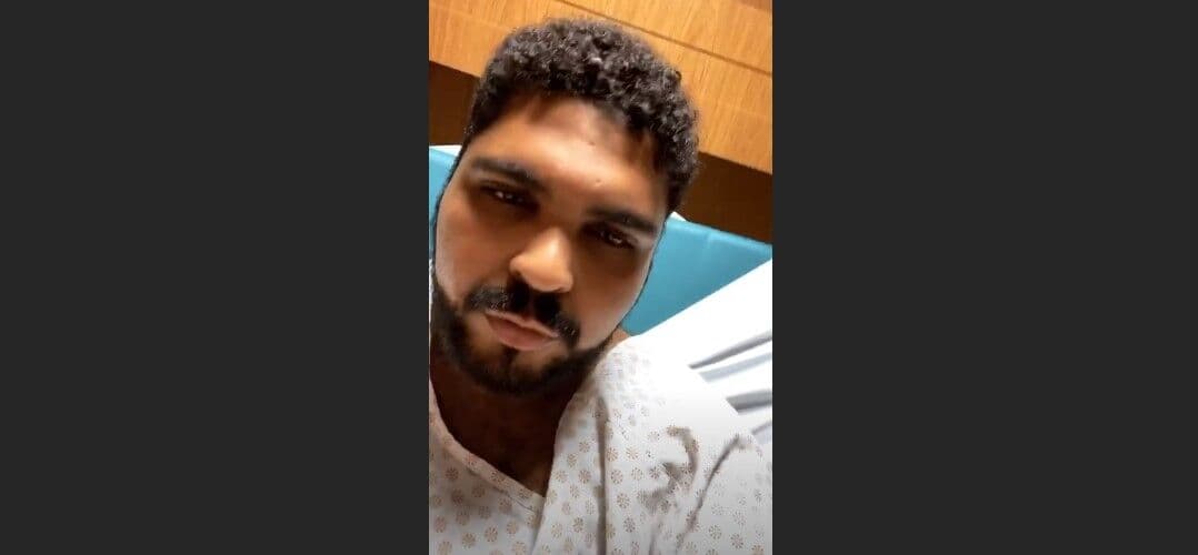 Humorista Paulo Vieira é internado com diagnóstico de meningite e brinca: "que hospital rico, gente"