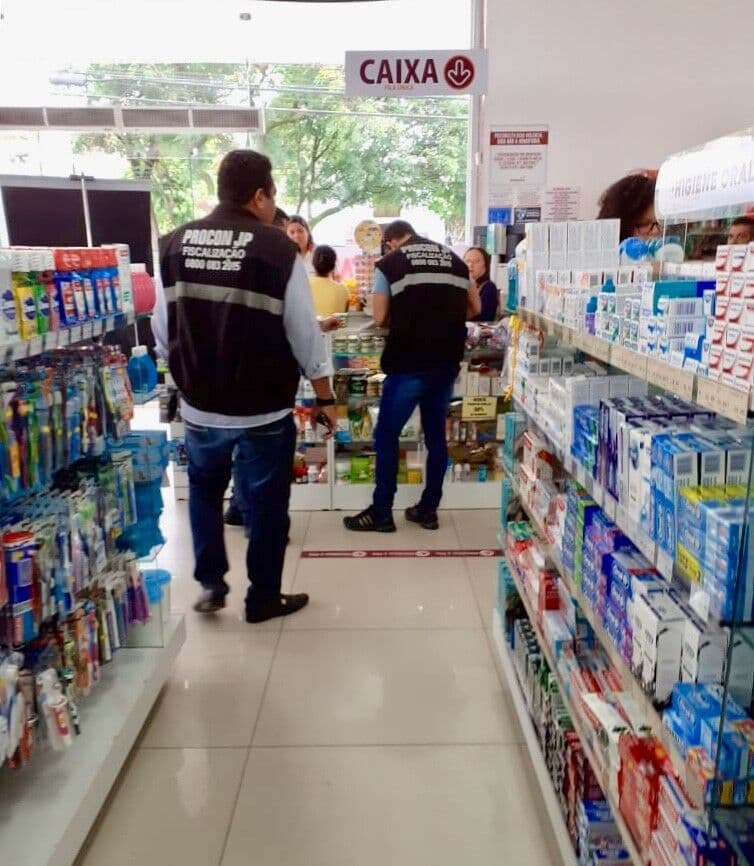 Internautas denunciam preços abusivos de materiais de assepsia e falta de produtos no comércio de João Pessoa