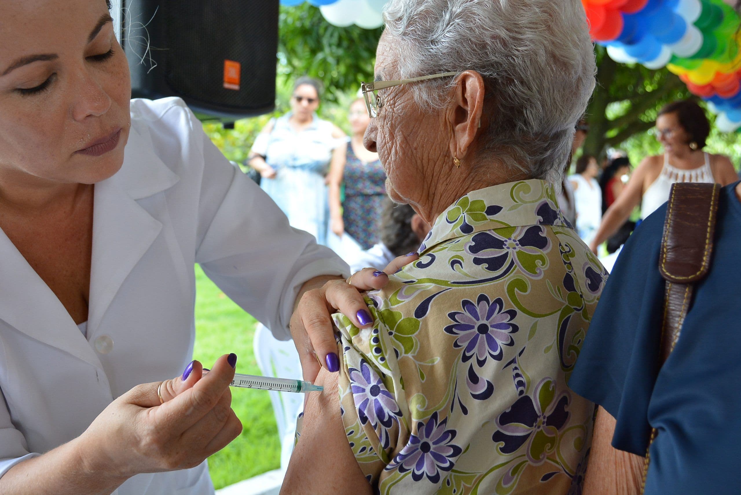 Secretaria Municipal de Saúde divulga locais de vacinação contra Influenza para população idosa