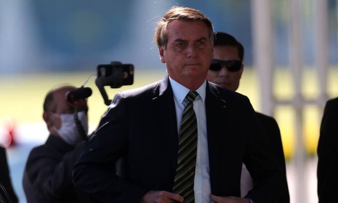 Bolsonaro diz que vai sancionar auxílio de R$ 600 nesta terça; saiba quem pode receber