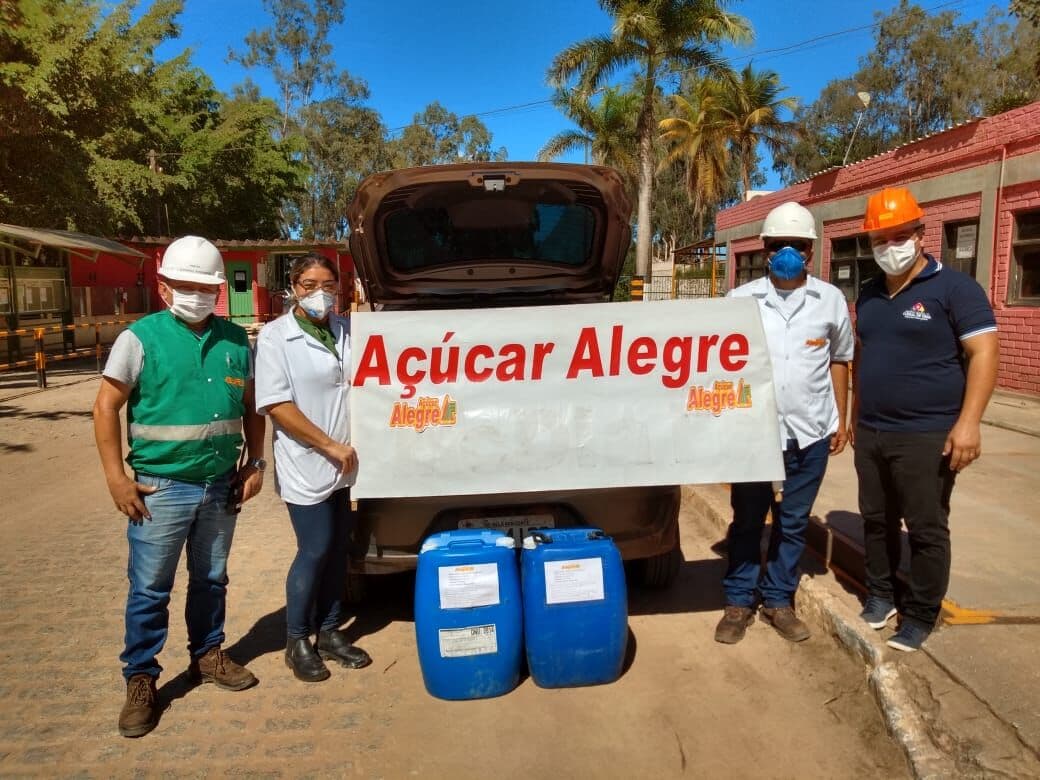 Usina doa álcool 70% para ajudar no combate a prevenção do coronavírus em Curral de Cima