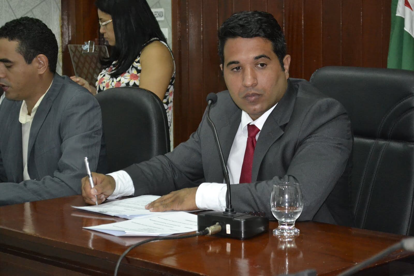 Presidente da Câmara de Santa Rita é afastado do mandato