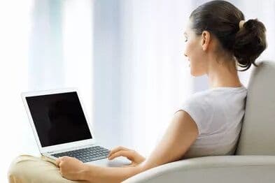 Psicólogos de João Pessoa oferecem consultas de graça por telefone e vídeochamada para ajudar pessoas durante o isolamento do coronavírus