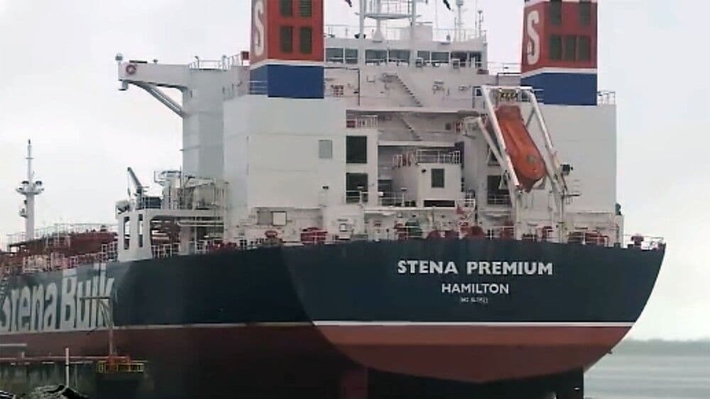 Seis tripulantes do navio petroleiro atracado no Porto de Cabedelo testam positivo para o Coronavírus