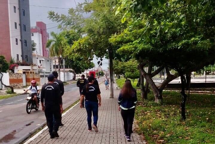 Prefeitura de João Pessoa fiscaliza e orienta população sobre proibição de circulação nas praças