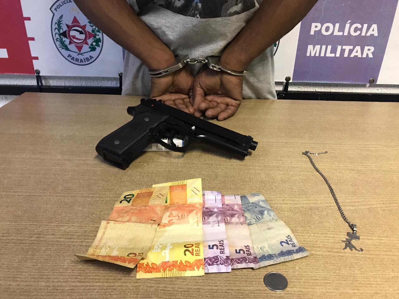 Suspeito de roubar comerciante é preso em Mandacaru