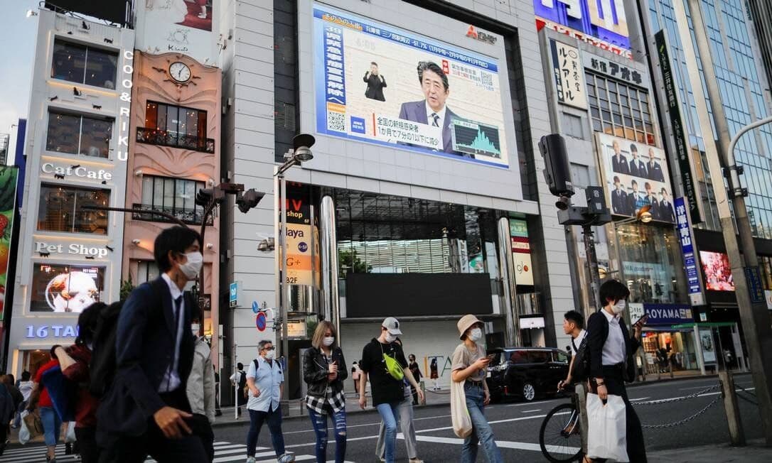 Japão suspende estado de emergência na maioria das regiões, com exceção de Tóquio e Osaka