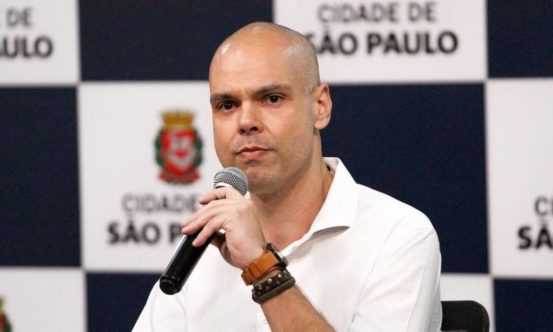Bruno Covas é hospitalizado depois de reclamar de dores abdominais