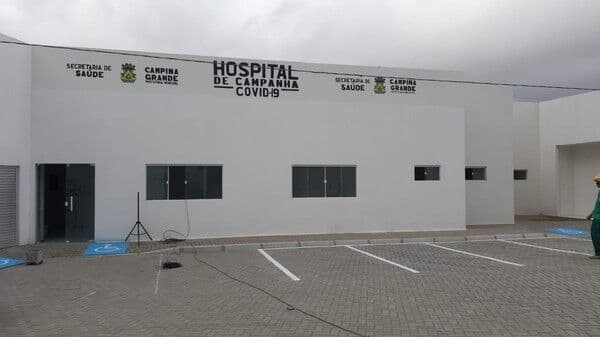 20 pacientes com Covid-19 são transferidos do Pedro I para o Hospital de Campanha de Campina Grande