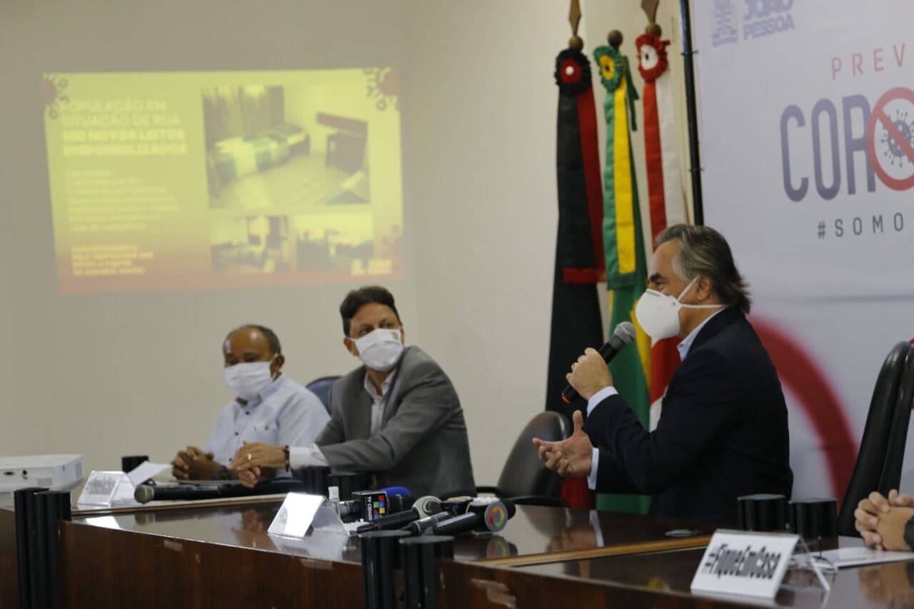 Luciano Cartaxo anuncia abertura de 100 novos leitos para pessoas em situação de rua e entrega de 20 mil cestas básicas durante pandemia