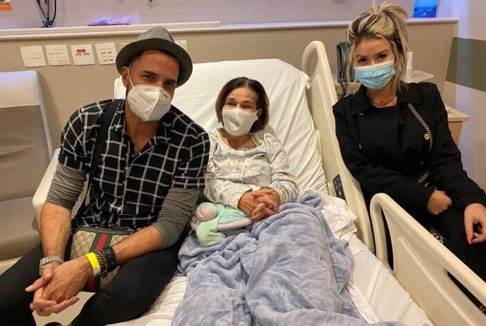 Latino diz que teve encontro sobrenatural com Claudia Rodrigues, internada no hospital