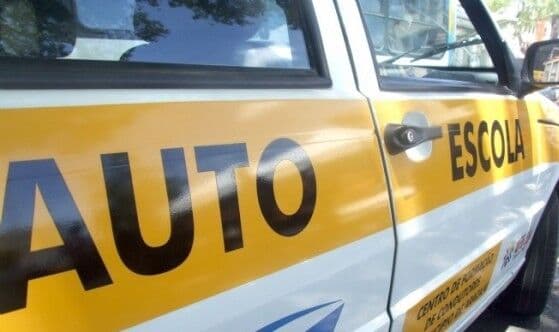 Fim da obrigatoriedade da autoescola para obter CNH "compromete formação de motoristas", diz educadora de Segurança Viária