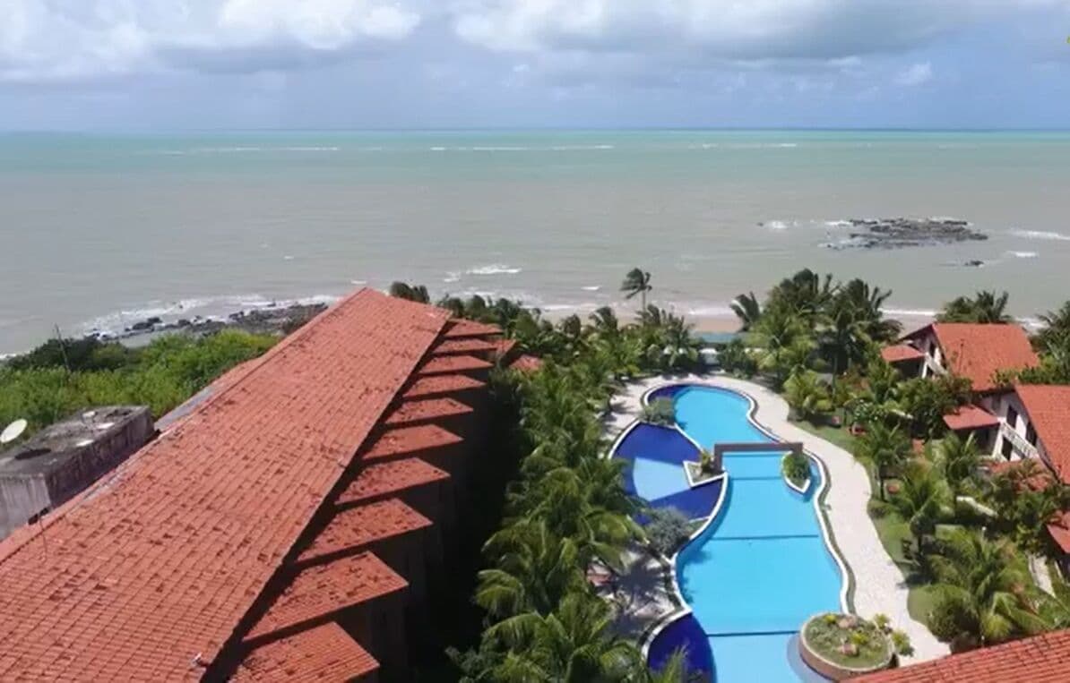 Hotéis e pousadas retomam as atividades com 70% da capacidade no município do Conde; bares e restaurantes também foram liberados