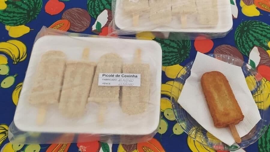 Alternativa de renda extra na pandemia, Picolé de Coxinha viraliza nas redes sociais