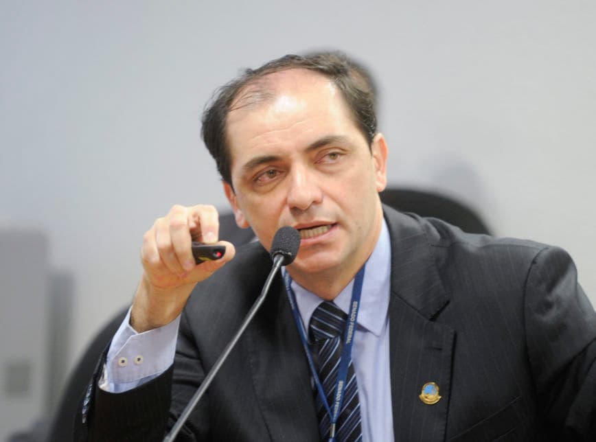 Não trabalhamos com auxílio emergencial em 2021, diz secretário de Guedes