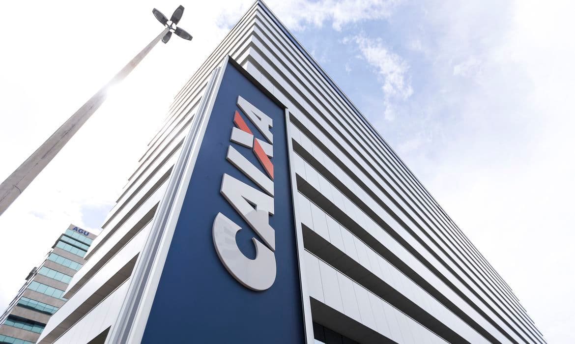 Caixa Econômica demite ex-vice-presidente por assédio sexual e moral