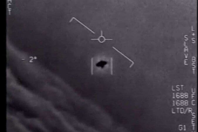 Japão orienta pilotos a filmar e analisar Ovnis, após conversa com os EUA