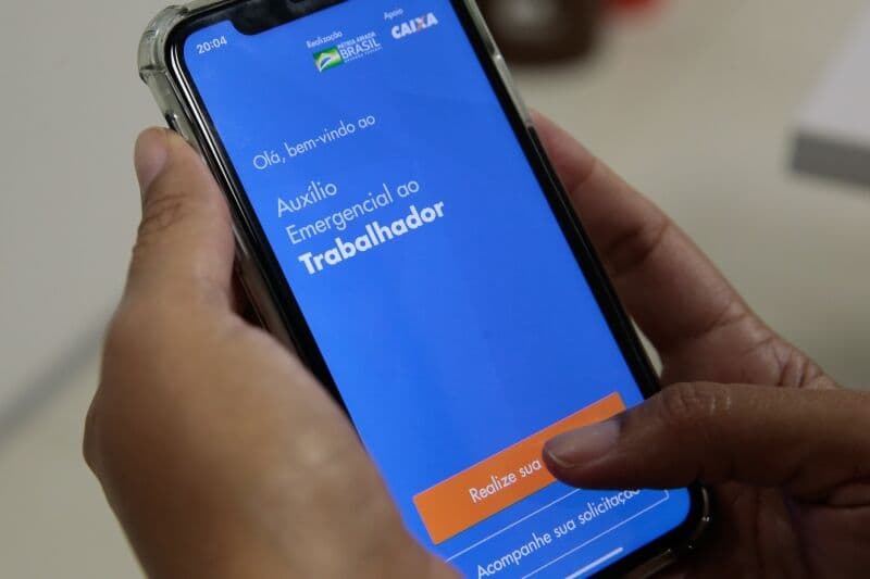 MP da prorrogação do auxílio emergencial tira 6 milhões de beneficiários das novas parcelas