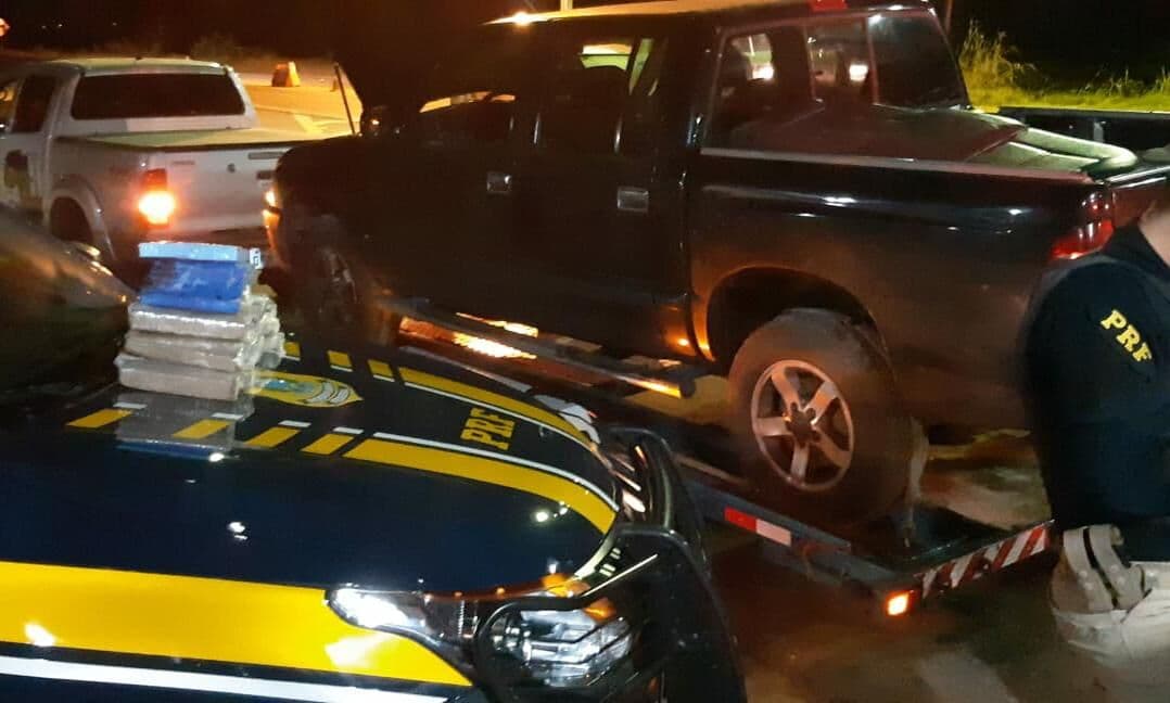 Polícia Rodoviária Federal prende casal transportando 12 kg de maconha e 4 kg de cocaína no Sertão da Paraíba
