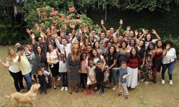 Em 12 meses, Câmara dos Deputados pagou R$ 690 mil a filhos de Flordelis