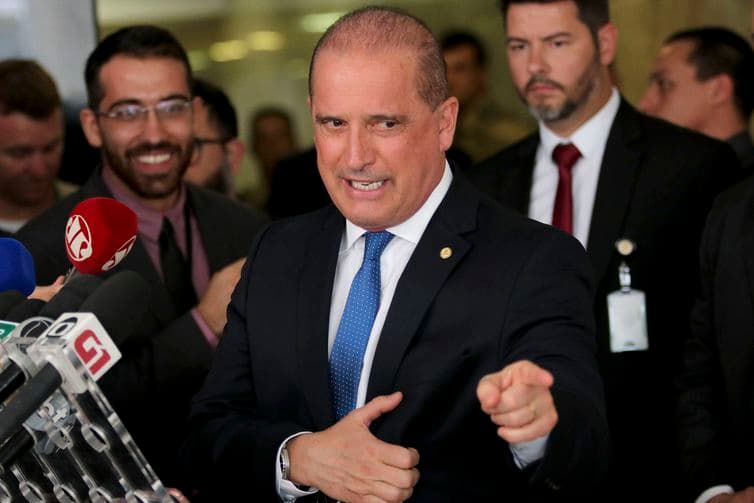 Onyx Lorenzoni vem à Paraíba para reunião com João Azevêdo e assina termo que garante mais recursos para o Programa de Aquisição de Alimentos