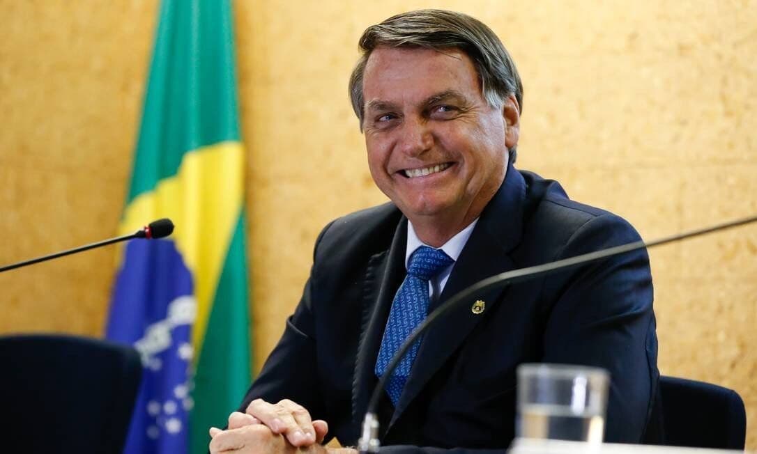 'Não sou médico, mas sou ousado', diz Bolsonaro ao defender hidroxicloroquina em Pernambuco