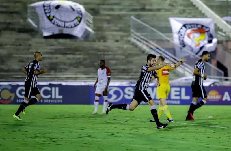 Treze goleia Imperatriz e empurra Botafogo-PB para zona de rebaixamento da Série C do Brasileirão