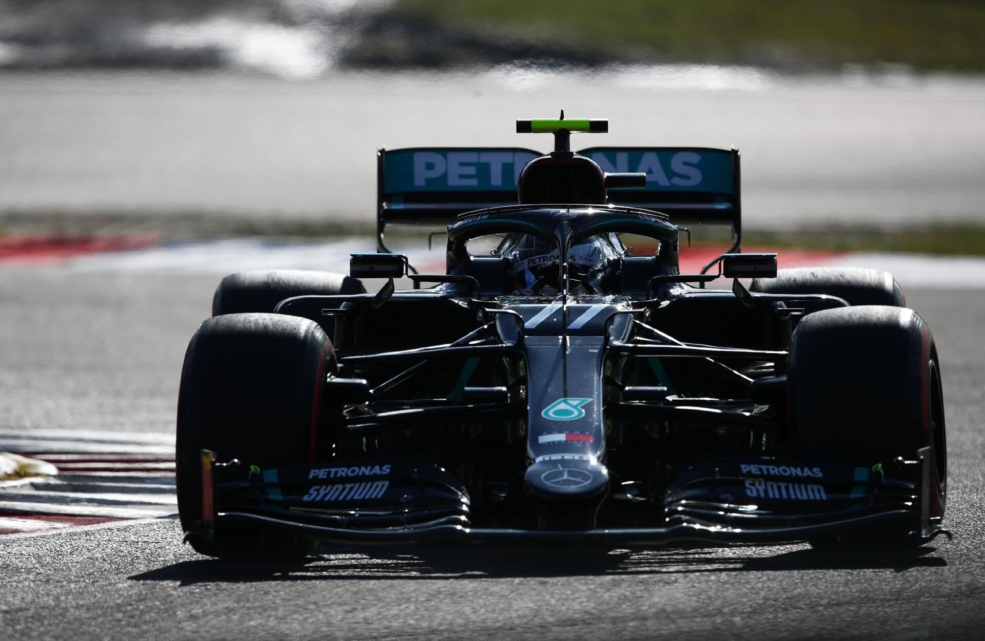 Bottas bate Verstappen em briga apertada pela pole do GP de Eifel